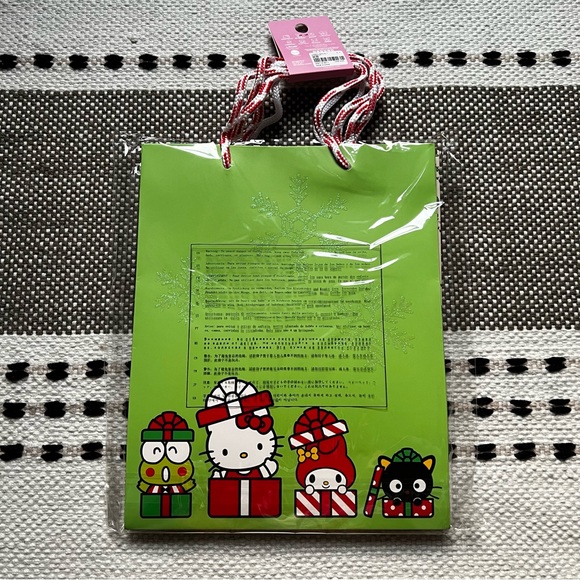 Forever 21 x Hello Kitty & Friends Gift Bag Set - 3 pack | NWT - Picture 4 of 4